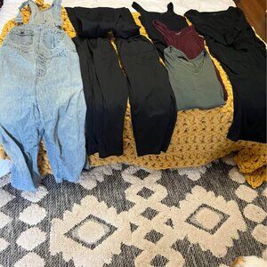 Maternity Clothes lot M/L